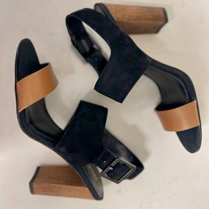 Pelle Moda leather block heel